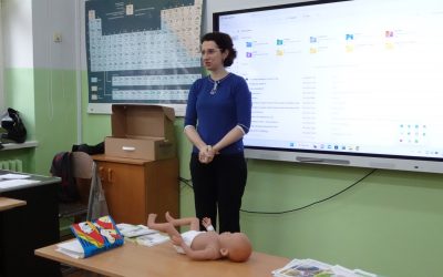 Wizyta pracownika Regionalnego Punktu Diagnozy i Terapii FAS/FASD w Lublinie w Szkole Podstawowej Nr 4 w Białej Podlaskiej