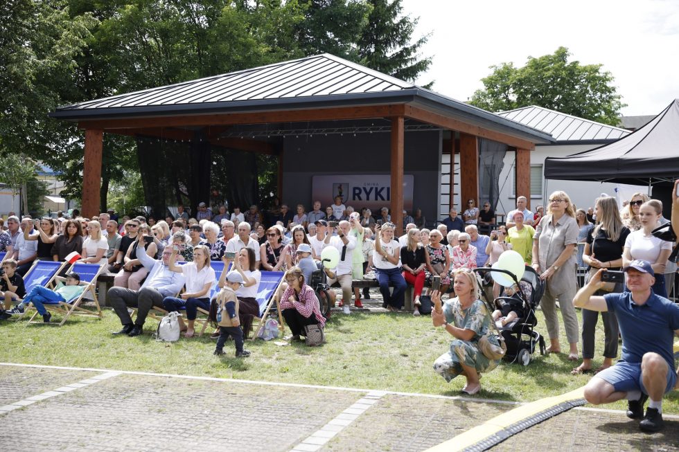 Piknik europejski w Rykach - zdjęcie widowni
